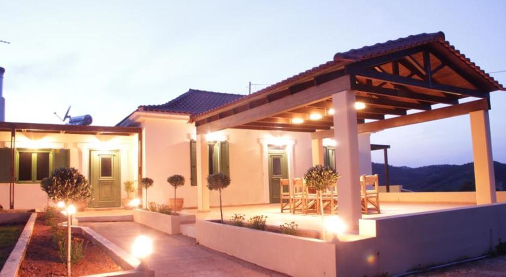 Augusta Country House Deres Bagian luar foto